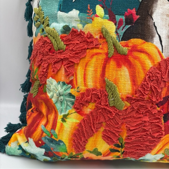 Pioneer Woman Charlie Pillow Bassett Hound Dog Pumpkin Embroidered Fall Truck - Picture 4 of 10